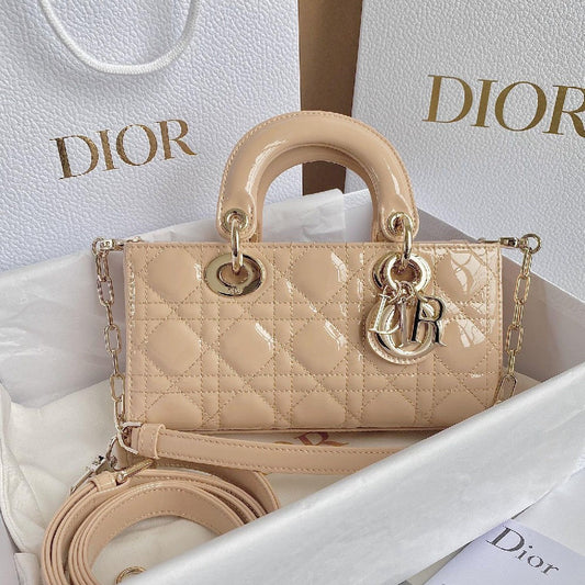 2025 Bag Classic Top-handle Bag W90