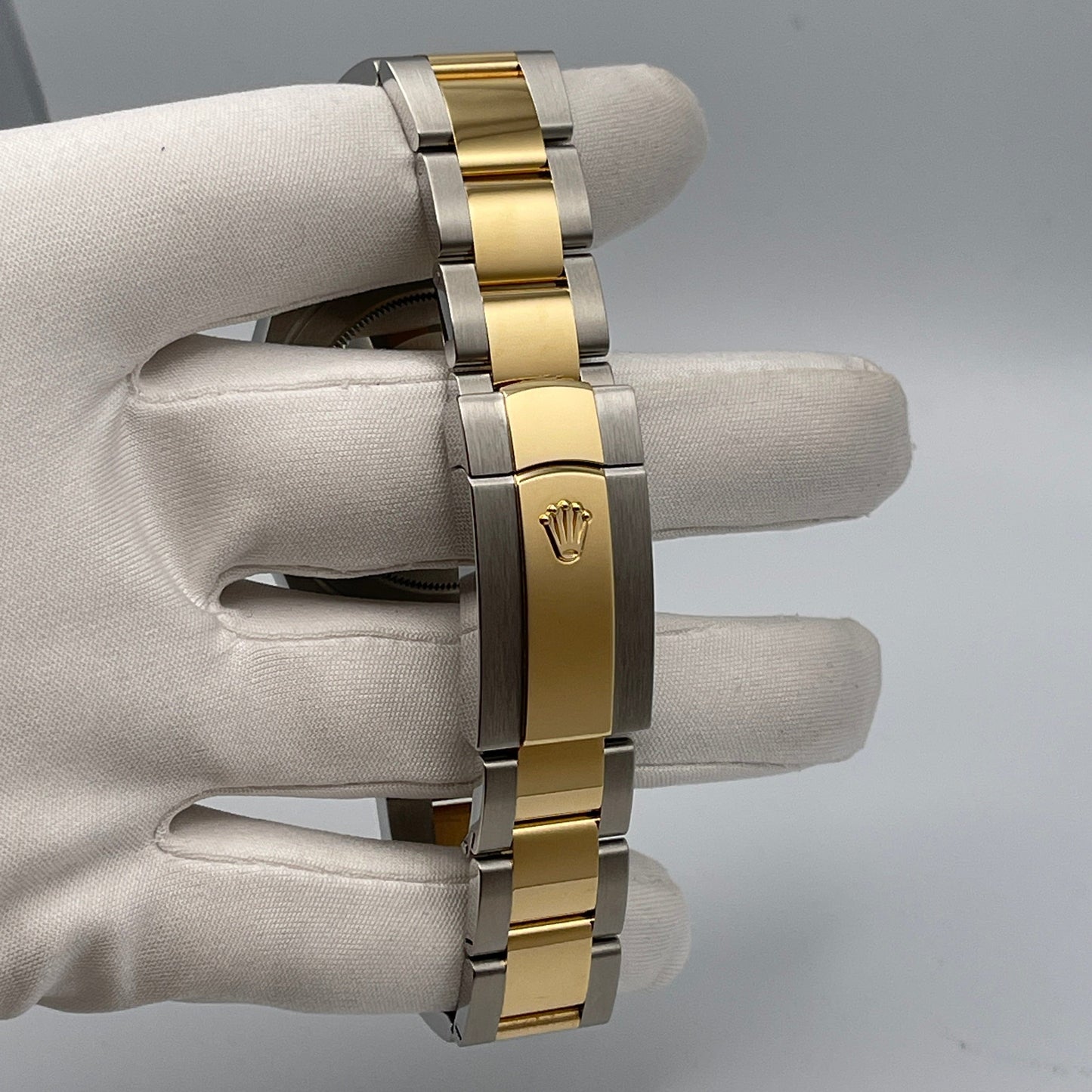 2025 Watch Datejust 126303 Stainless Steel Yellow Gold Silver Dial