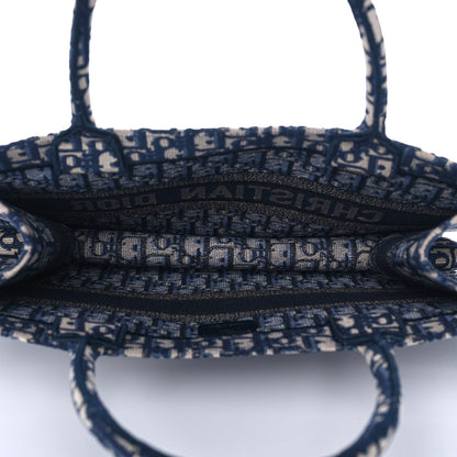 2025 Bag MEDIUM D BOOK TOTE