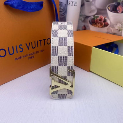 2025  Classic Silver Buckle White Plaid Men's Belt