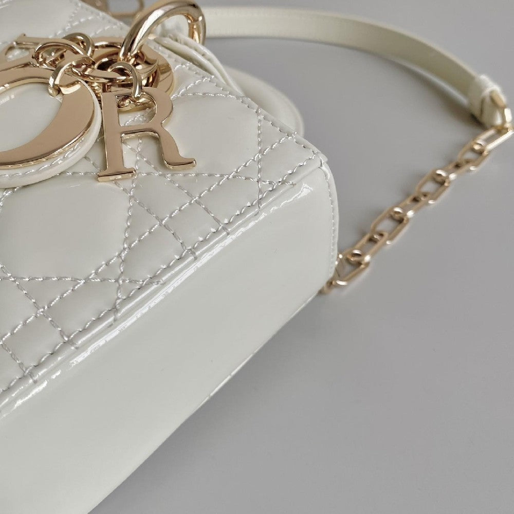 2025 Bag Classic Top-handle Bag W90