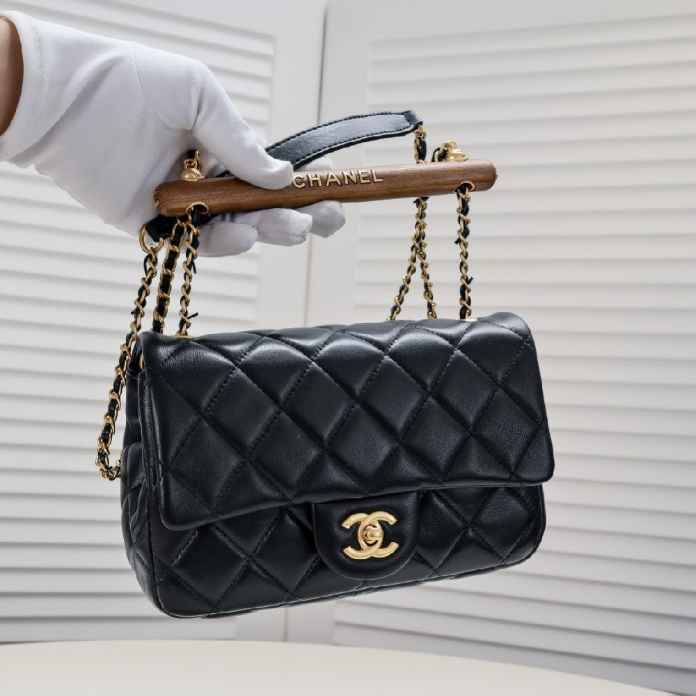 2025 Bag Classic Flap Bag W3560