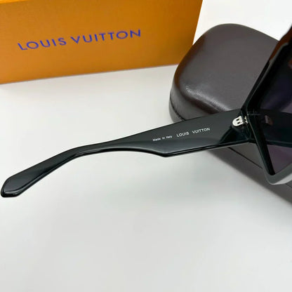 2025 Hot Square Sunglasses 6007