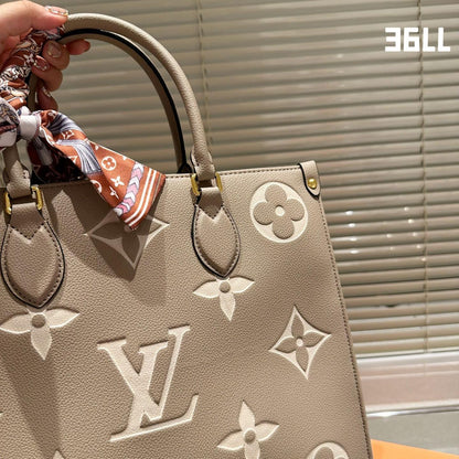 2025 Bag Classic shopping bag W195