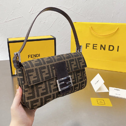 2025 Bag Classic Baguette Bag F4