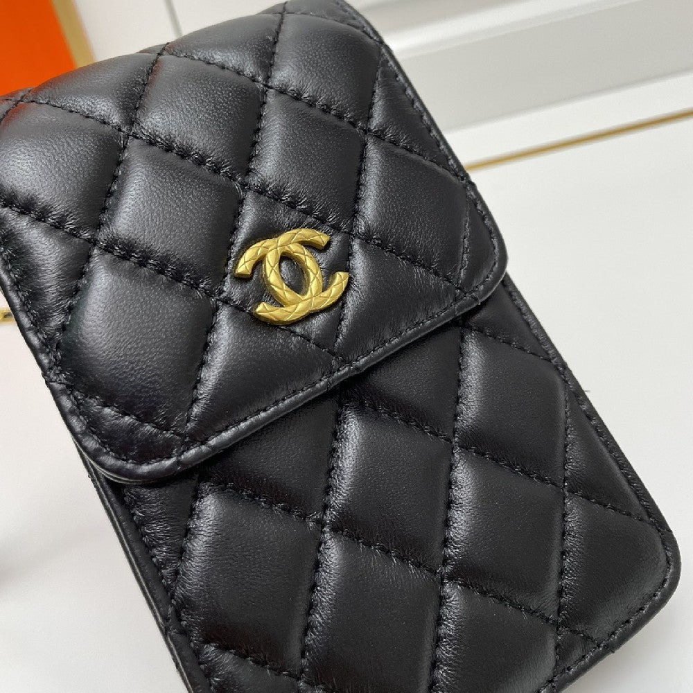 2025 Bag Stylish Shoulder Bag W39105