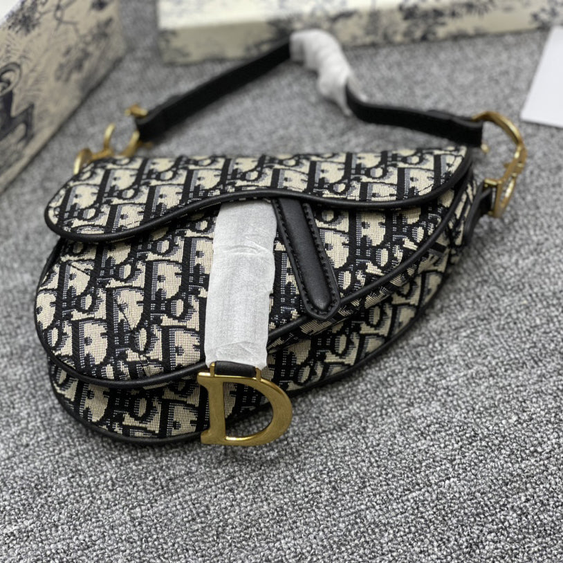 2025 Bag Saddle Bag With Strap D3