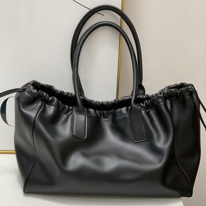 2025 Bag Drawstring Cuir Triomphe Bag CE1