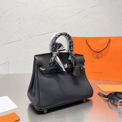 2025 Bag Classic Top-handle Bag W102