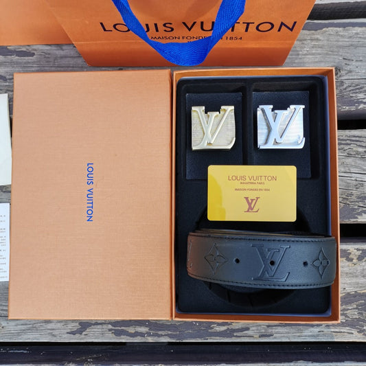 2025  Double Buckle Embossed Men's Belt