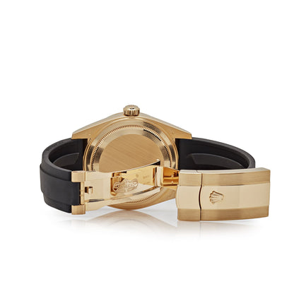 2025 Watch Sky-Dweller 326238 Yellow Gold Champagne Dial (2021)