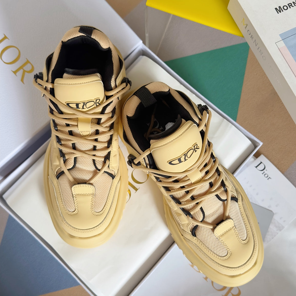 2025 1225 New high quality new color sports fashion shoes