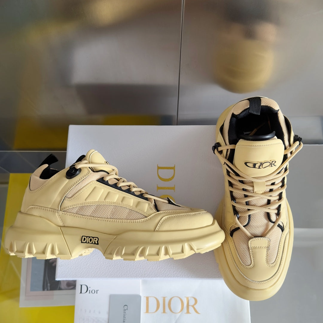 2025 1225 New high quality new color sports fashion shoes