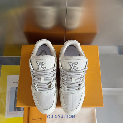 2025 250305 New color matching high quality board shoes