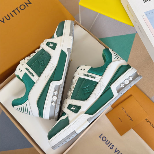 2025 250318 New high quality new color board shoes