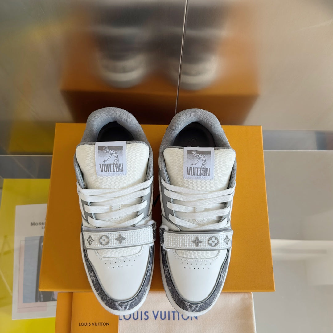 2025 250318 New high quality new color board shoes