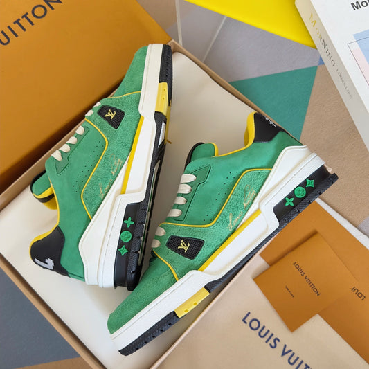 2025 250318 New high quality new color board shoes