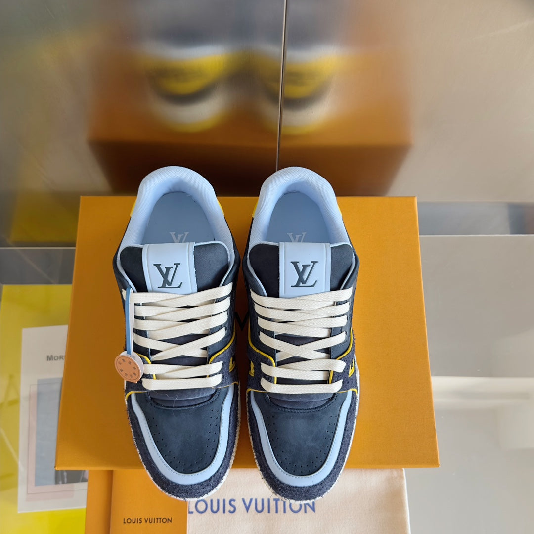 2025 250318 New high quality new color board shoes