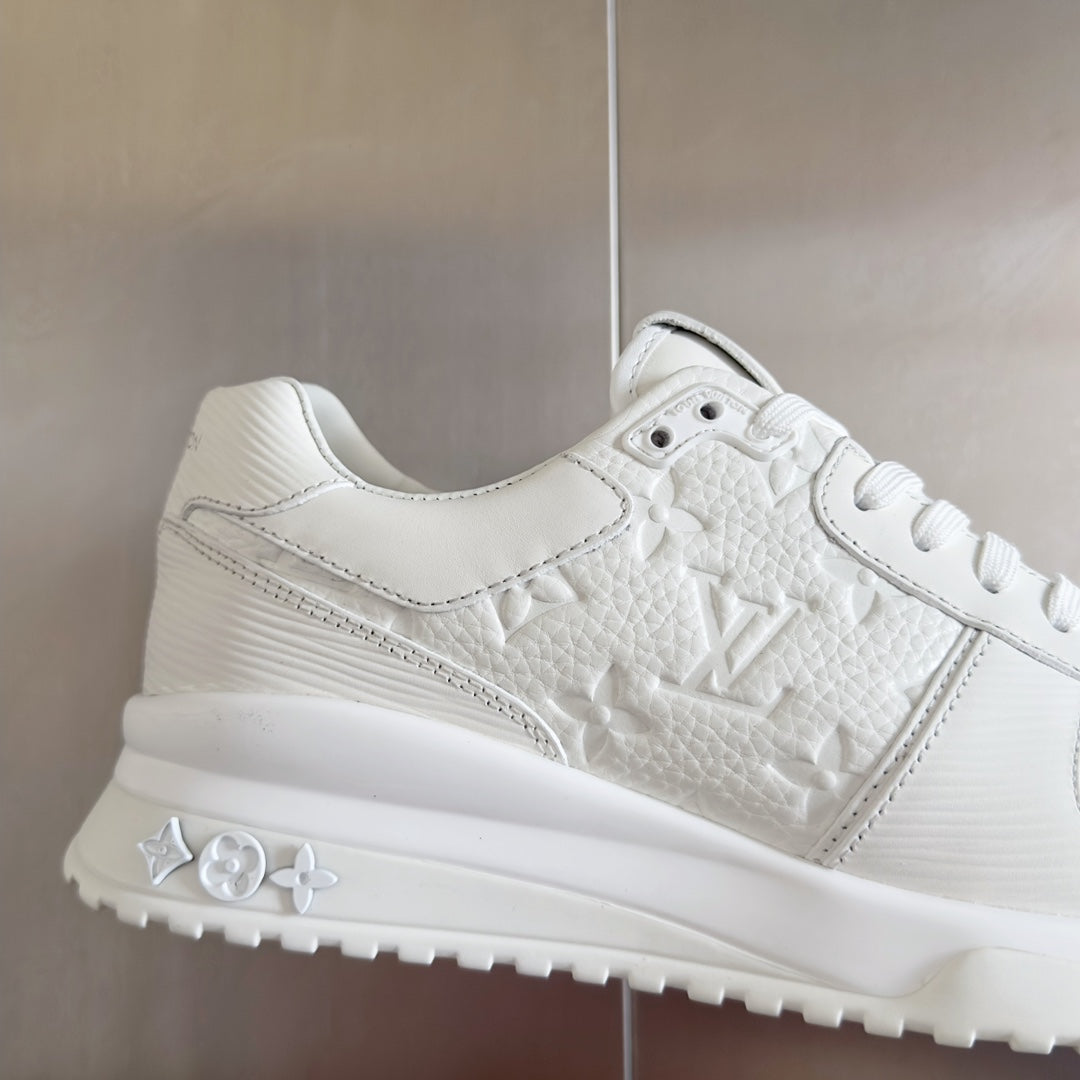 2025 250318 New high quality new color board shoes