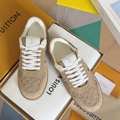 2025 250318 New high quality new color board shoes