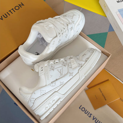 2025 250318 New high quality new color board shoes