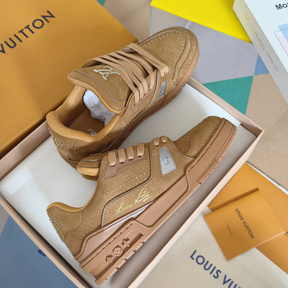 2025 250318 New high quality new color board shoes