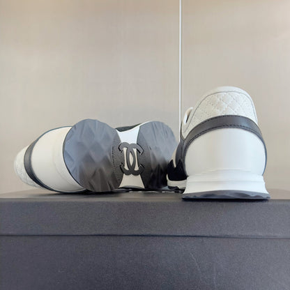 2025 250318 New high quality new color board shoes